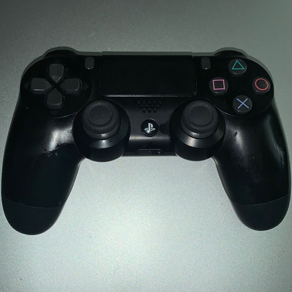 PlayStation 4 (Black) Controller